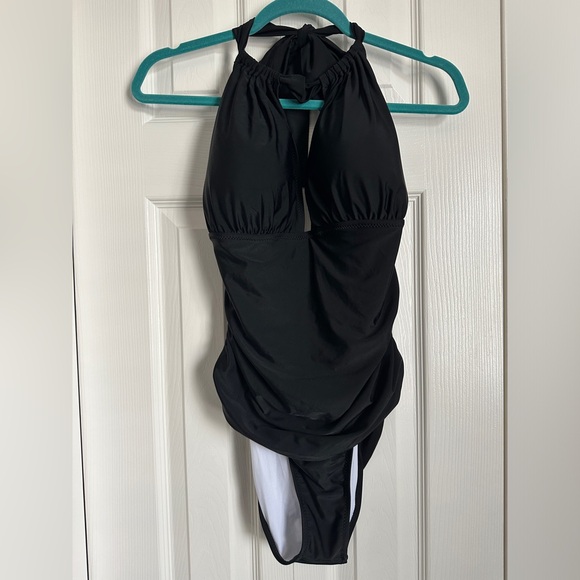 Cupshe one piece swimsuit - Picture 2 of 7